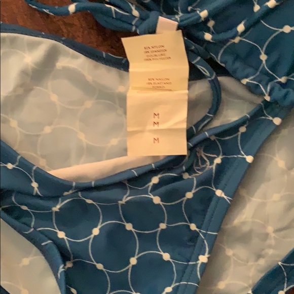 Junior Bikini - Picture 3 of 3